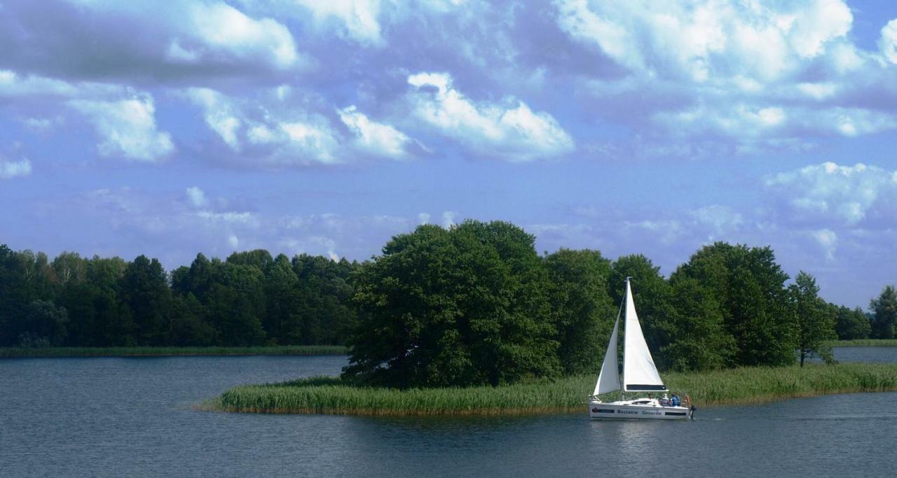 Dom Nad Jeziorem Mazury Pomost Segment 1 Kozin Exterior foto